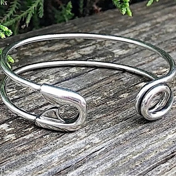 Sterling Silver Safety Pin Bangle Bracelet With Matching Ring - Picture 10 of 15